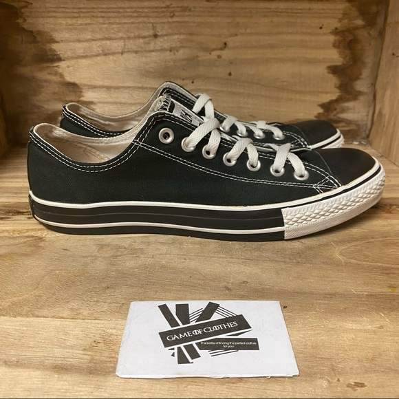 Converse low top black white sneakers shoes